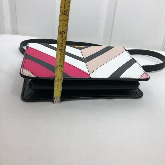 Victoria’s Secret Faux Leather Multicolor Chevron Removable Strap Crossbody Bag - Picture 9 of 15